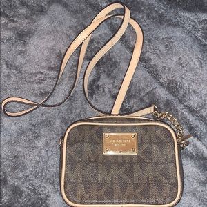 Michael Kors Crossbody